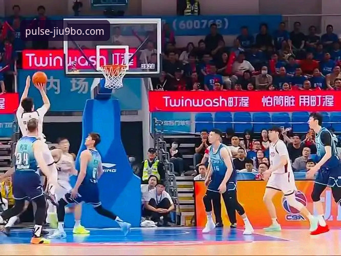 CBA季后赛最新战况:兰道夫33分加时准绝杀,浙江83-81横扫宁波晋级八强